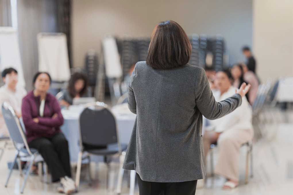 Interactive English for Professionals